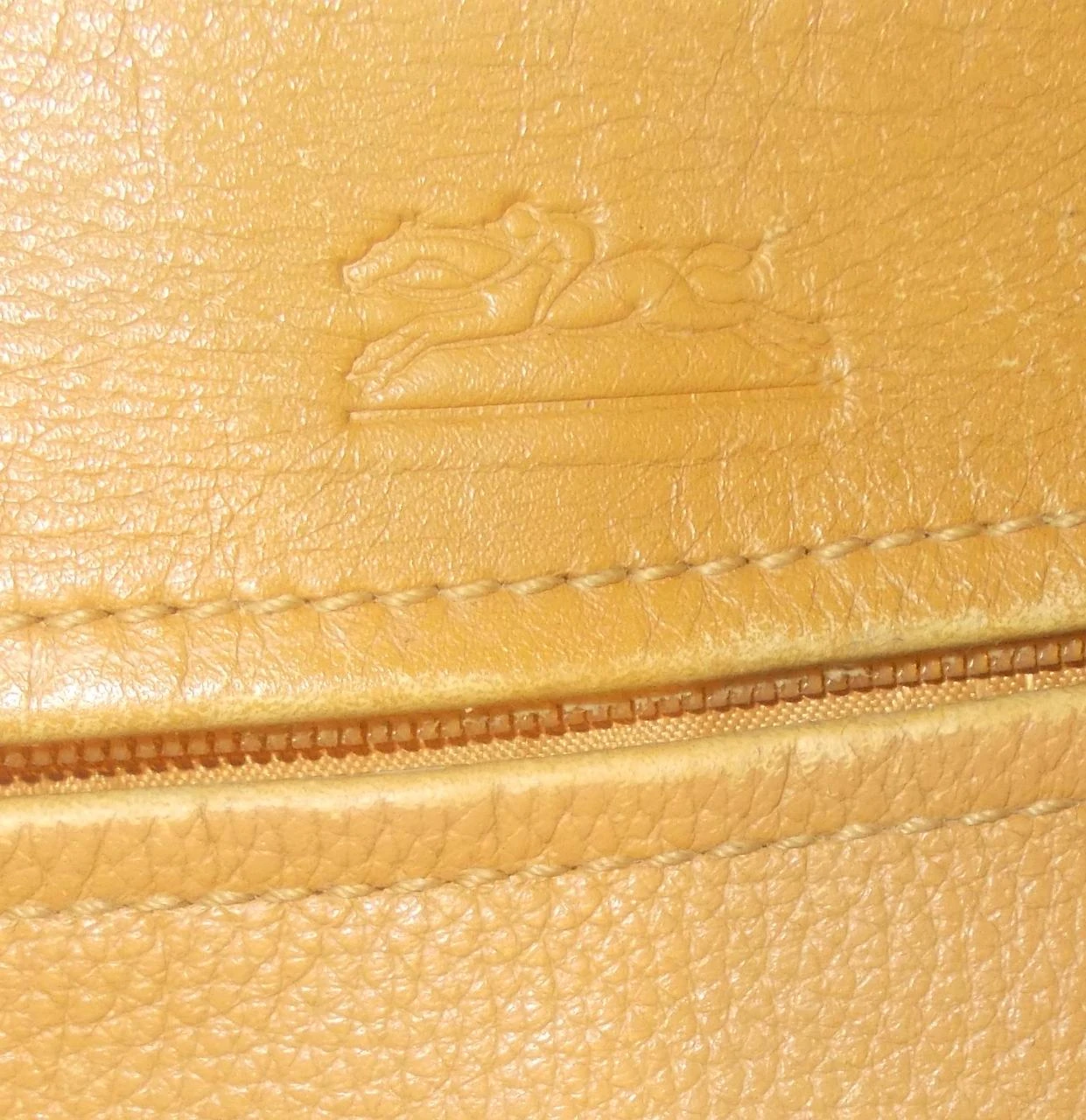 Bonito y pequeño bolso de hombro LONGCHAMP en auténtica piel marrón - Auténtico – photo 2
